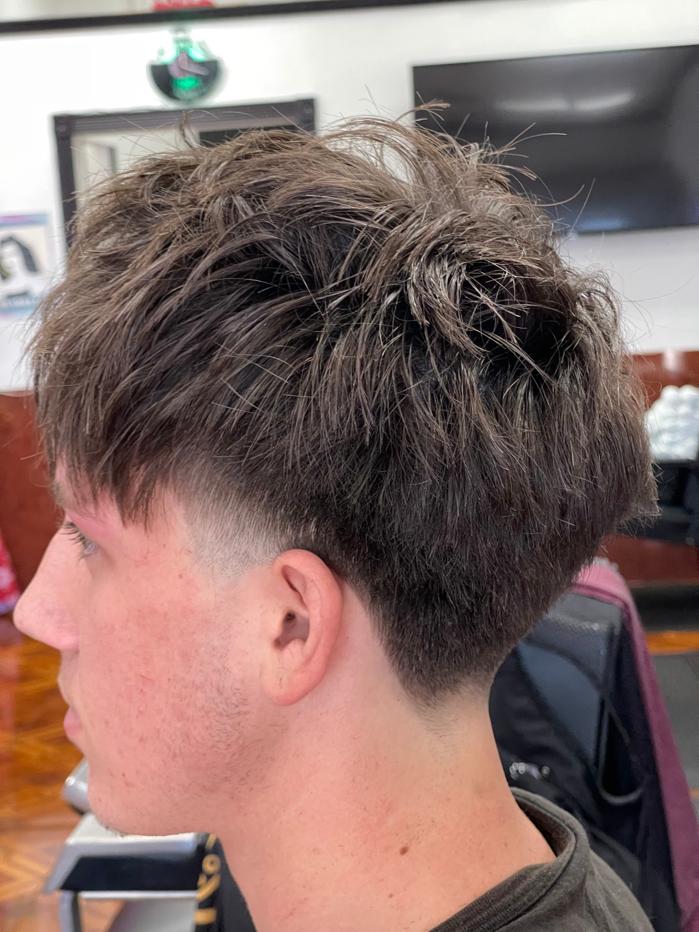 Messy textured crop with low fade